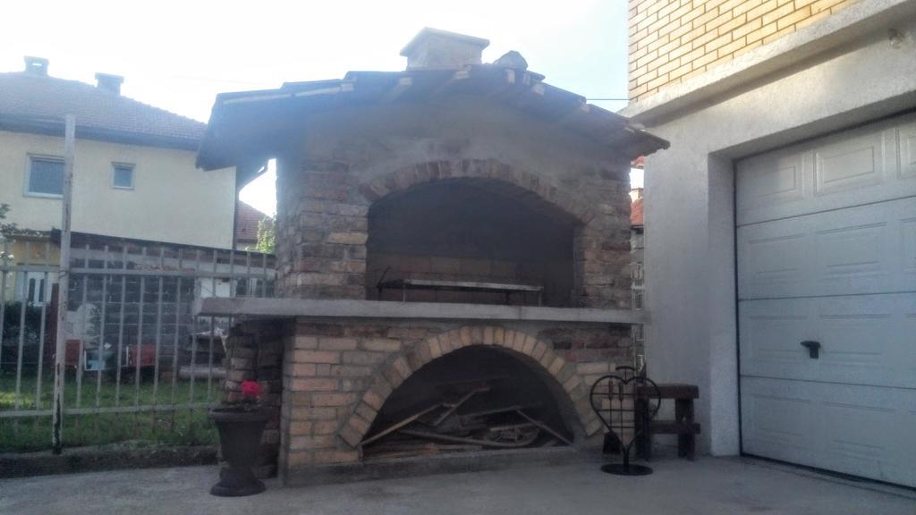 Guest House Bosnian House Hrasnica Kültér fotó